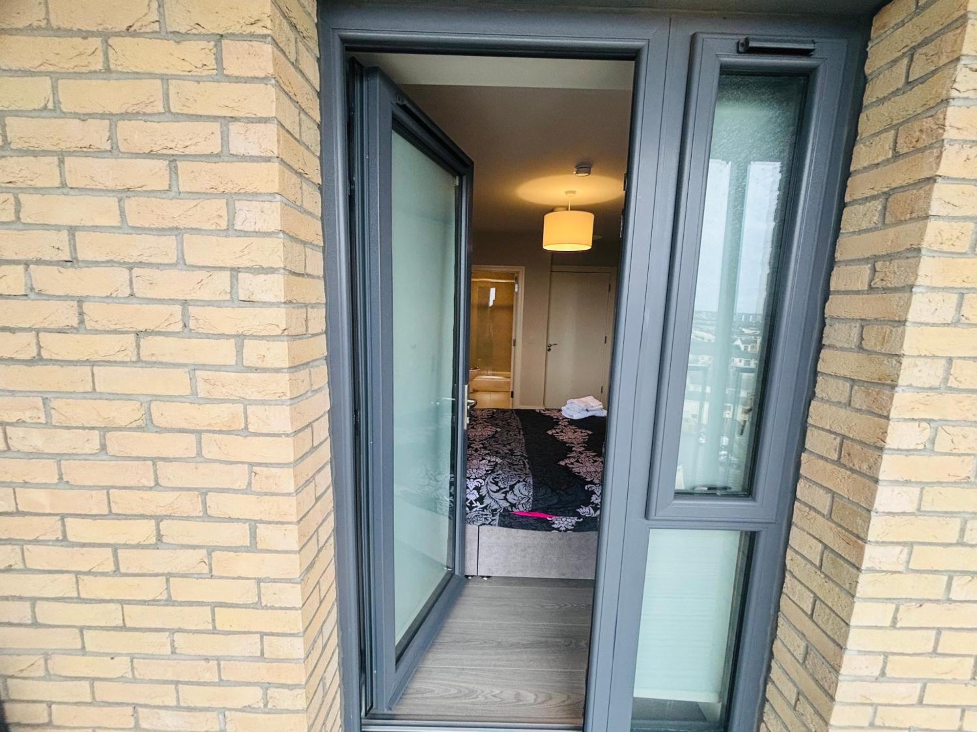A Private Room,A Private Bathroom 都柏林 外观 照片